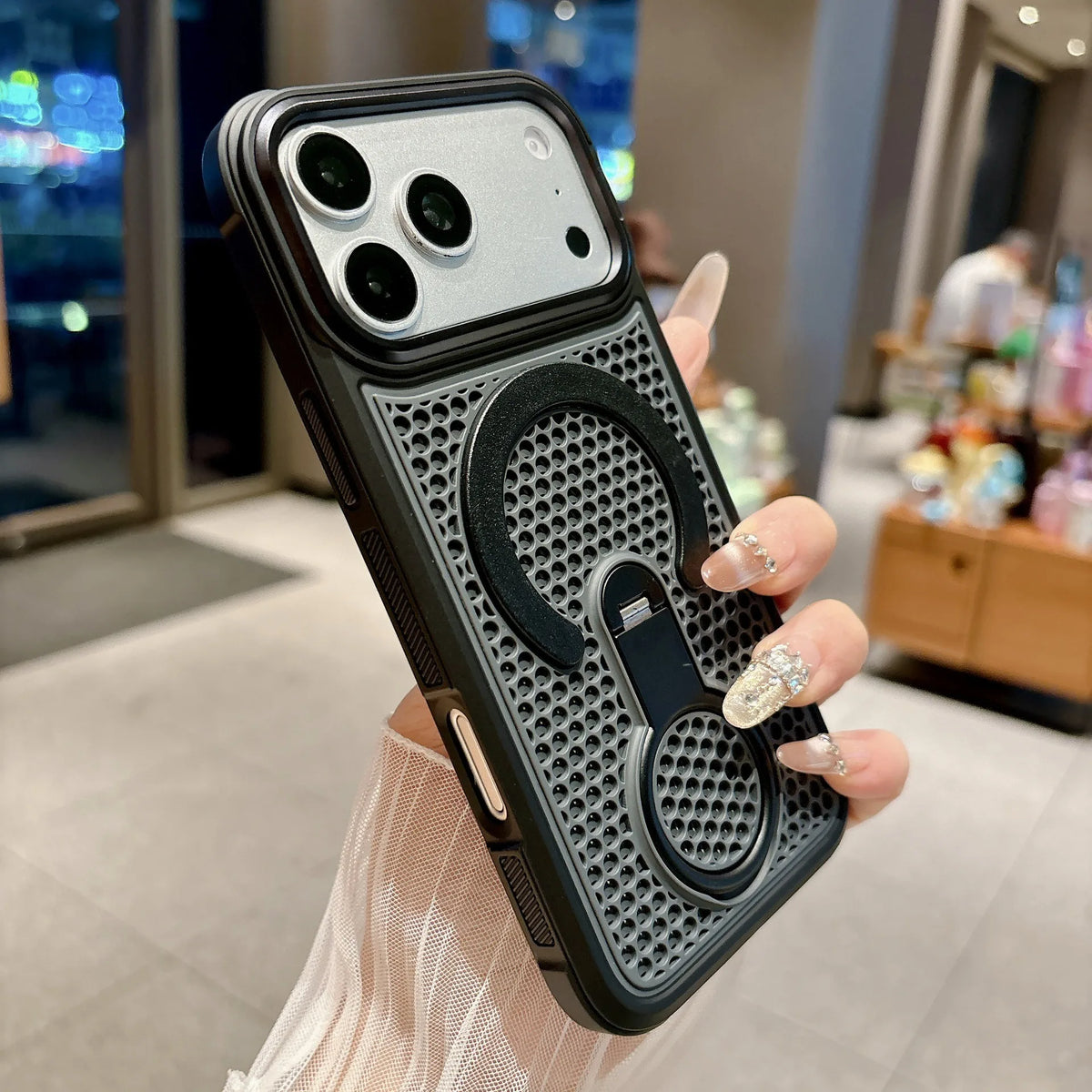 With Kickstand - Black