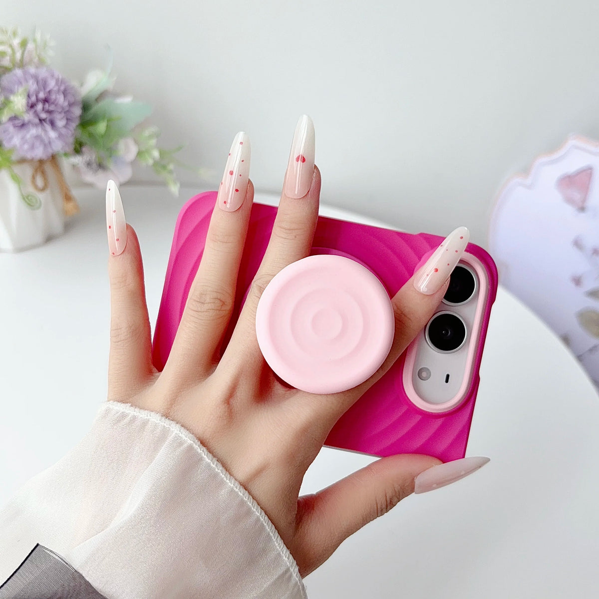 iPhone Duo ripple MagSafe case with stand